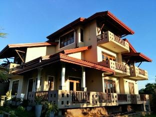 Green View Villa  Villa in Hikkaduwa