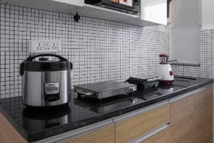 Exquisite Place for Families - 2 BHK upto 6 guest Apartment in Mumbai