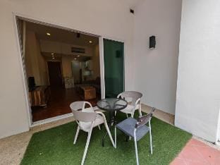 Sweet Cozy Homestay @ Straits Quay Apartment in Penang