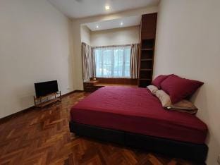 Sweet Cozy Homestay @ Straits Quay Apartment in Penang