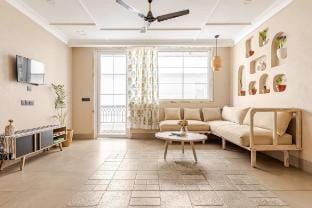 Luxurious 4BHK Haven w/ balcony | Vaishali Nagar Vacation rental in Jaipur