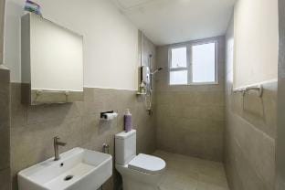 LV8 LemonGroove | Pool View 4pax Apartment in Pahang, Malaysia