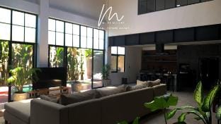 Leloft Villa ONE - Canggu Villa in North Kuta