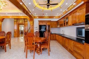 Ruby B2.20 Villa Vip - Large swimming pool 80M2 Villa in Vung Tau
