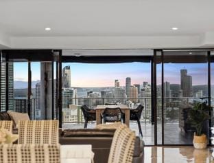 Sub-Penthouse Dream in Circle on Cavill Apartment in Surfers Paradise