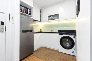 [TheOrchid] Modern & spacious studio near Westlake Apartment in Laos
