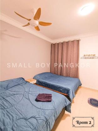 Pangkor免税邦咯岛，靠海的双层4房名宿，步行2分钟到海边，名宿对面一排餐馆供您选择，设备齐全 Vacation rental in Perak