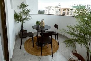 Modern 3 bed apartment with Pool, Kileleshwa Apartment in Nairobi