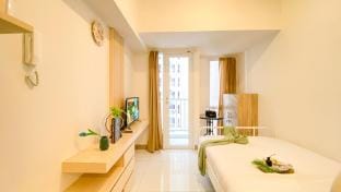 Good and Cozy Studio Tokyo Riverside By Travelio Apartment in West Java