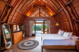 Modern Villa Imola with Gym & Jungle view -Canggu Vacation rental in North Kuta