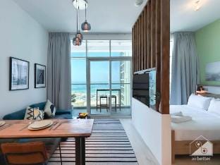 Balcony Bliss: Cozy Studio with Marina Views Vacation rental in Dubai