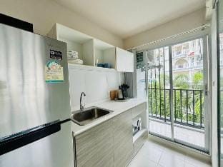Cozy and charming studio in the heart of Phuket Apartment in Kathu