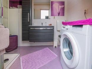 Apartment Point - Two Bedroom Apartment with Balcony Apartment in Pula