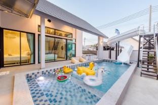 Pool Villa Cha-Am with 4 Bedrooms Villa in Thailand