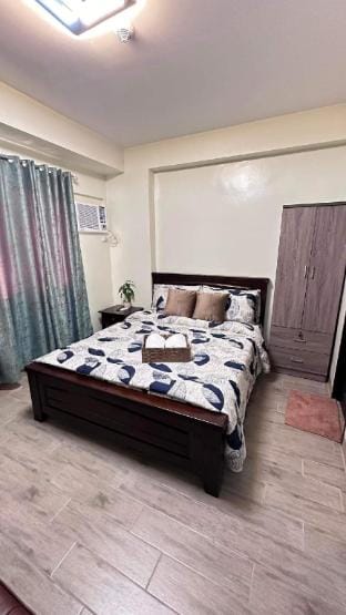 MBMJ's Condo - One Regis Apartment in Bacolod