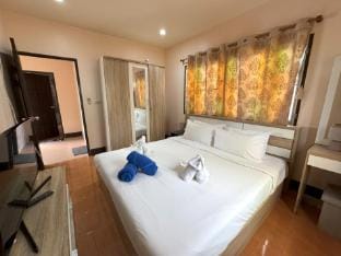Kamala beach house - 100m to the beach, WiFi Vacation rental in Kamala