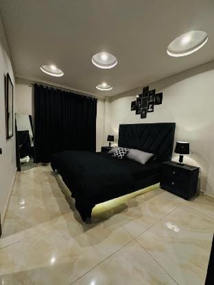 Vistá - Calm & Secure Apartment in Lahore