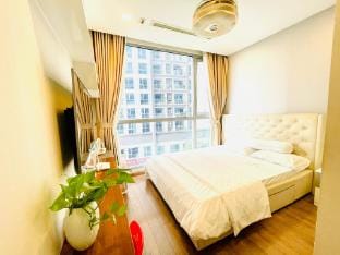 Hana homestay 1 Phòng ngủ  ở Vinhome Central Park. Apartment in Ho Chi Minh City