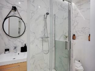 Apartment for 4 people in Bastille Apartment in Paris