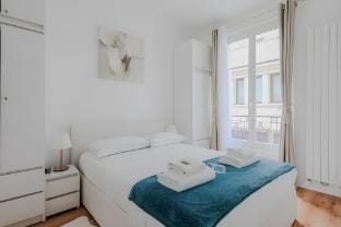 Charming Apt - 1BD4P - Tour Eiffel  Invalides Apartment in Paris