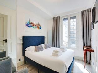 Cosy apartment with balcony - 2BR6P- La Roquette Apartment in Paris