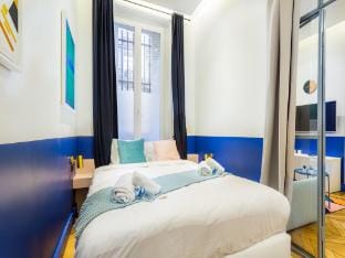 Moderne apartment - 1BR4P - AC - Champs-Elysees Apartment in Paris