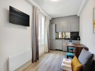 Beautiful apartment - 2BR6P - Pere-Lachaise Apartment in Paris