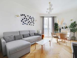 Modern  Refined 1BDR 4P - Roland Garros Apartment in Paris