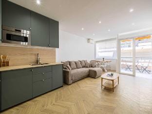 Cozy renovated apartment - Martinez Apartment in Cannes