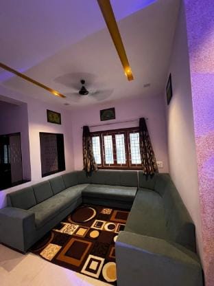 Opera House | 4 Suite Bedrooms with AC, TV, Wifi Apartment in Gujarat