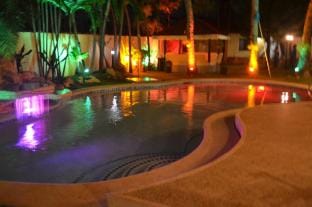House and lot with private pool for rent Villa in Lapu-Lapu City