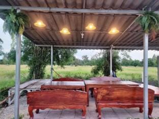 บ้านนาข้าวพูลวิลล่า Villa in Laos