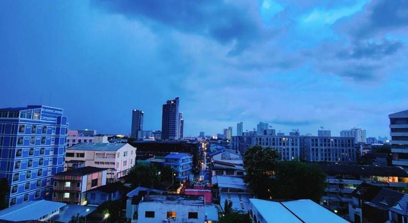 803-STP Homely room Free Wi-Fi and Near BTS line Apartment in Bangkok