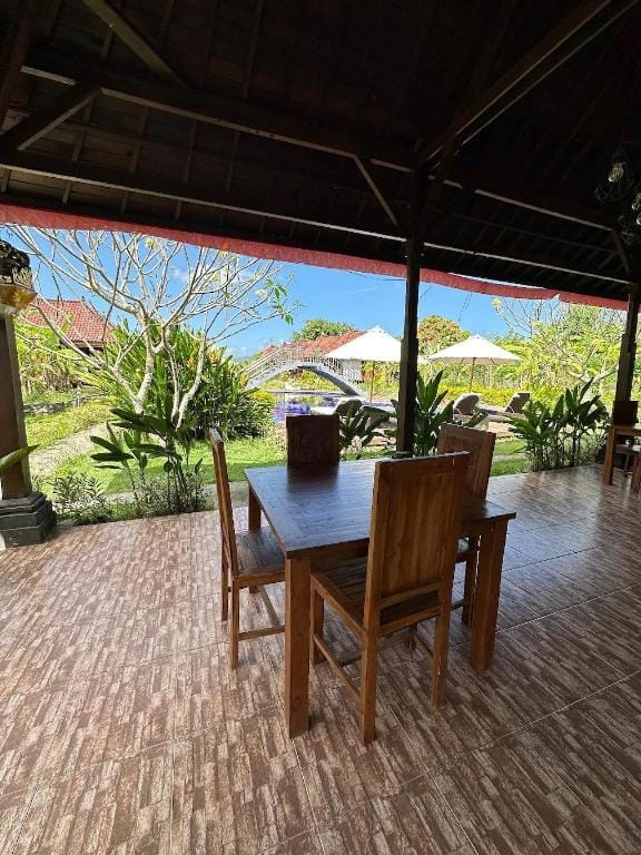 Maharatu Lembongan Villa Hotel in Nusapenida