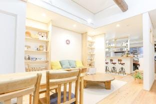 関空から１時間
【貸切】自然に囲まれた一軒家。手作り朝食付きゆったり11時まで・安心のホスト滞在型 Vacation rental in Japan