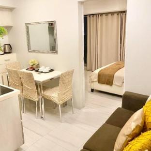 Azure@Home Apartment in Paranaque