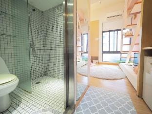 Ximen Designer Loft 西門町設計系樓中樓(805)  Vacation rental in Taipei City