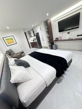 Chill Chill at nimman R402 Apartment in Chiang Mai
