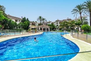 Hacienda beach in Estepona Apartment in Costa del Sol