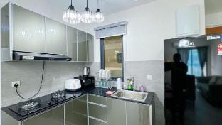 Sunsuria Forum, Setia Alam, Selangor 3-Bedroom Oasis Vacation rental in Selangor, Malaysia