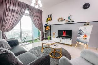 Twin Galaxy 6Pax Netflix Cozy KSL Vacation rental in Johor Bahru