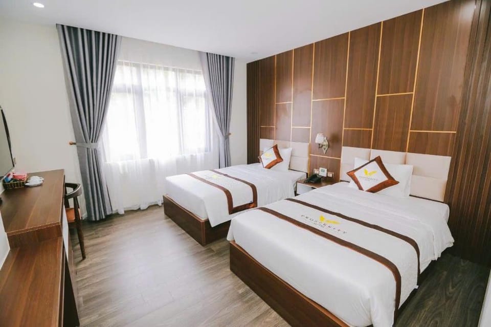 DUC CHUNG HOTEL HA LONG Hotel in Laos