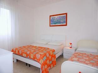 Elegant Group Stay near Caorle Apartment in Porto Santa Margherita