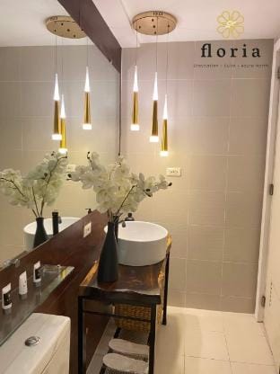 FLORIA SUITES AT AZURE NORTH PAMPANGA Apartment in Calabarzon