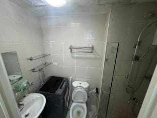 Makati's Best Kept Secret 2331 Apartment in Makati