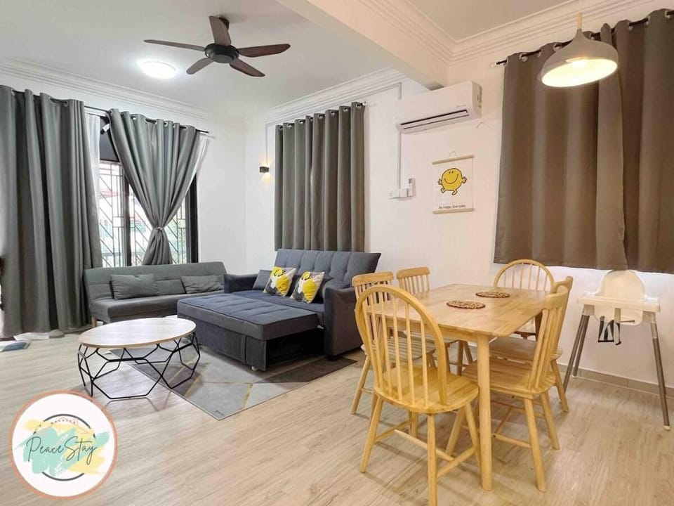 Melaka Bandar Hilir 3BR 7-11PAX 7min drive to Jkr Apartment in Malacca