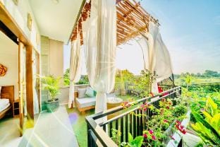 Luxury Villa Chelsea - Pool & Rice Views in Canggu Villa in North Kuta