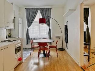 1BR Demure Design Urban Living Space Apartment in Helsinki