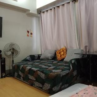 Sweet Staycation at Gold Molave Tower Vacation rental in Manila City