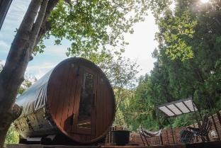 Private villa & sauna　log&sauna和-nagomi, wakayama- Villa in Japan